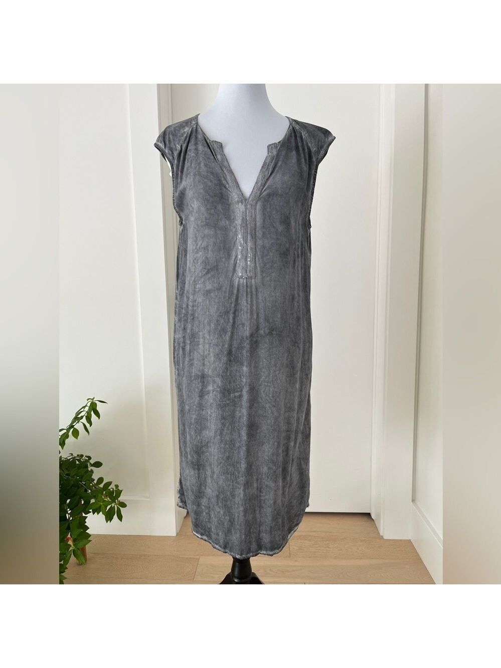 SOYACONCEPT Lightweight Cap Sleeve Deep V Neck Shift Dress Whimsigoth Flowy